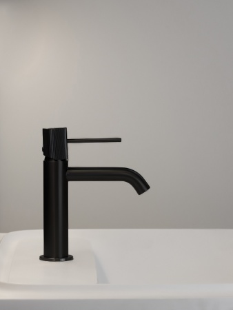 Смеситель для раковины AltroBagno Bilancia 0143 MB