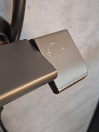 Душевая система с термостатом AltroBagno Lamberto 030426 GM