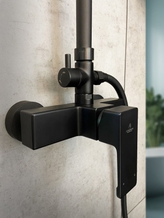 Душевая система AltroBagno Lamberto 030103 MB