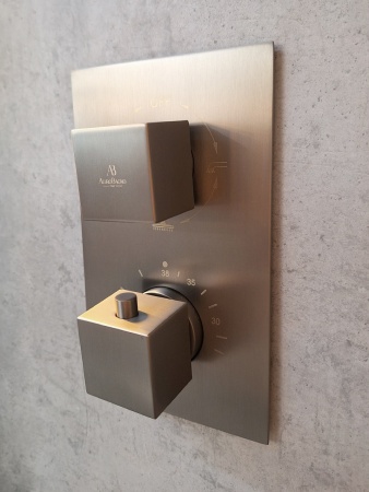 Душевая система с термостатом AltroBagno Lamberto 040411 GM