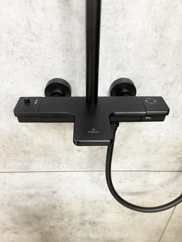 Душевая система с термостатом AltroBagno Lamberto 030417 MB